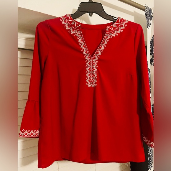 Wore this 1-2 times… beautiful detailing, very comfortable - Picture 2 of 3